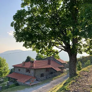Casa Sperandini , San Marcello Pistoiese Italië